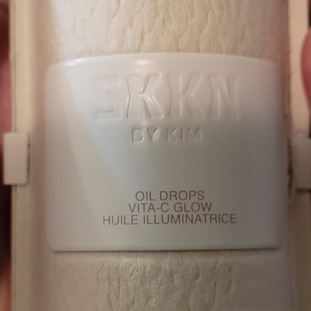 SKKN BY KIM OIL DROPS VITA-C GLOW NIB